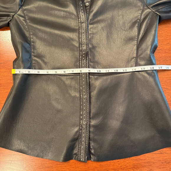 Chico's Riveted Faux Leather Peplum Jacket‎ Black Size Small - Picture 10 of 12